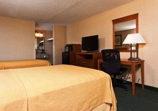 фото отеля Quality Inn Columbus (Mississippi)