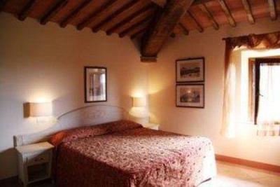 фото отеля Fattorie Di Santo Pietro Hotel San Gimignano