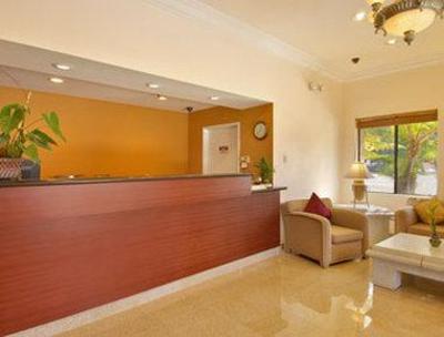 фото отеля Howard Johnson Torrance