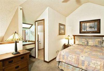 фото отеля West Village at Copper Mountain Resort