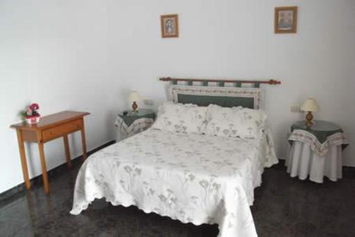 фото отеля Hostal El Levante Tarifa