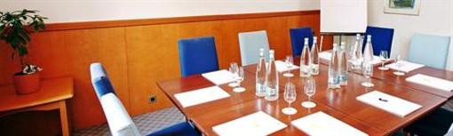 фото отеля Hotel Schloessli Ipsach Biel