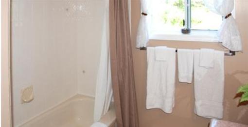 фото отеля Dayspring Farm Bed & Breakfast