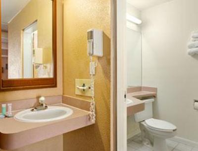 фото отеля Travelodge Lakeland