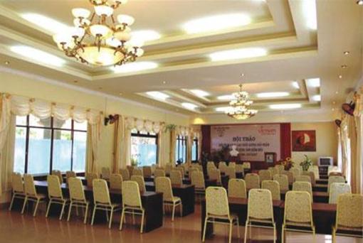 фото отеля Quang Dung Hotel
