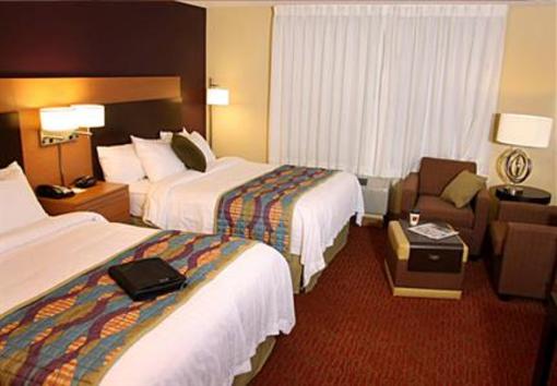 фото отеля TownePlace Suites Farmington
