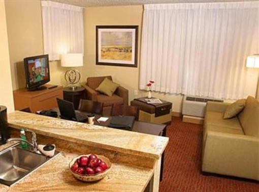 фото отеля TownePlace Suites Farmington