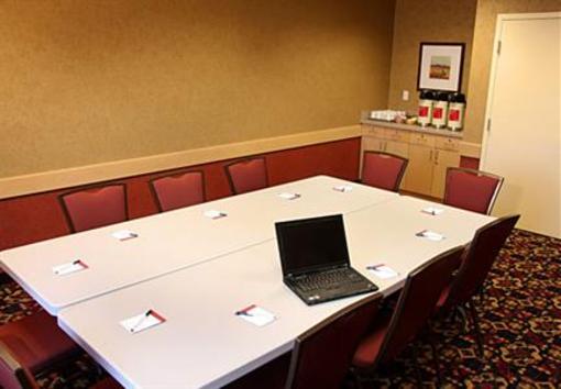 фото отеля TownePlace Suites Farmington