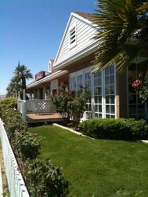 фото отеля Carriage Inn Ridgecrest