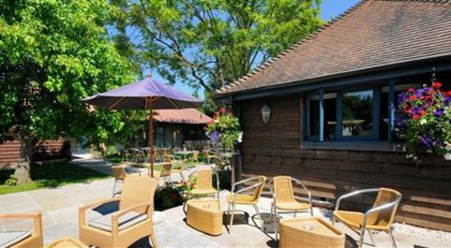 фото отеля Cromwell Arms Country Pub with Rooms