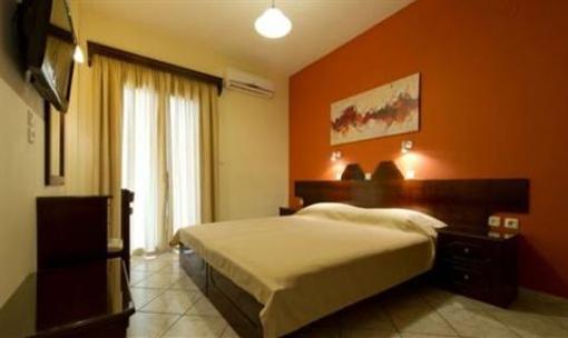 фото отеля Ideal House