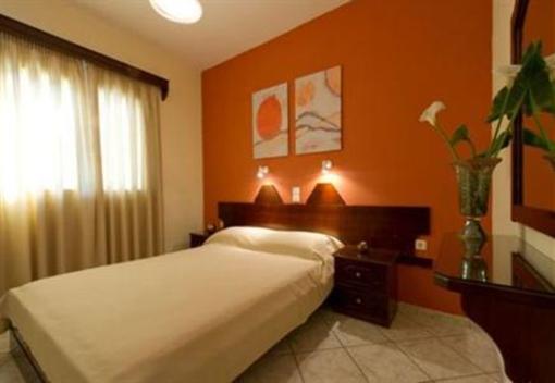 фото отеля Ideal House