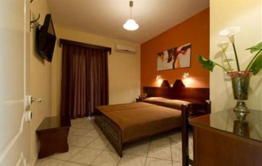 фото отеля Ideal House
