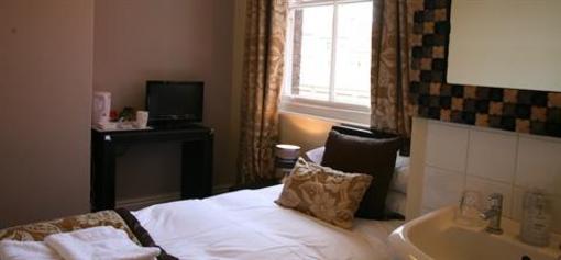 фото отеля Gillygate Guest House