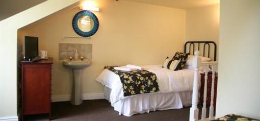 фото отеля Gillygate Guest House