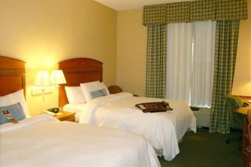 фото отеля Hampton Inn Geneva