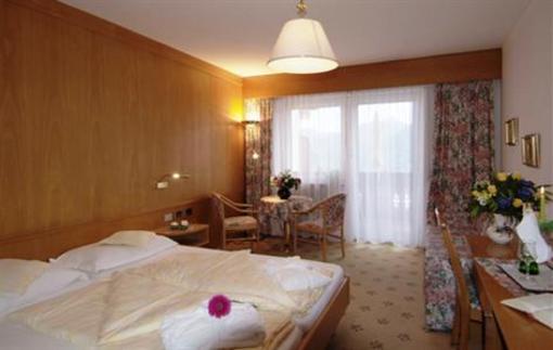 фото отеля Olympia Hotel Tirolo