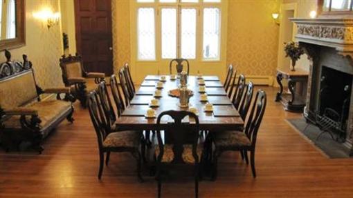 фото отеля Seven Hills Inn