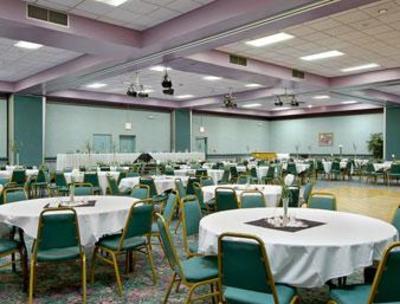 фото отеля Ramada Hotel Grayling