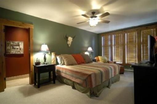 фото отеля WestWall Lodge Crested Butte