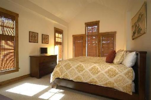 фото отеля WestWall Lodge Crested Butte