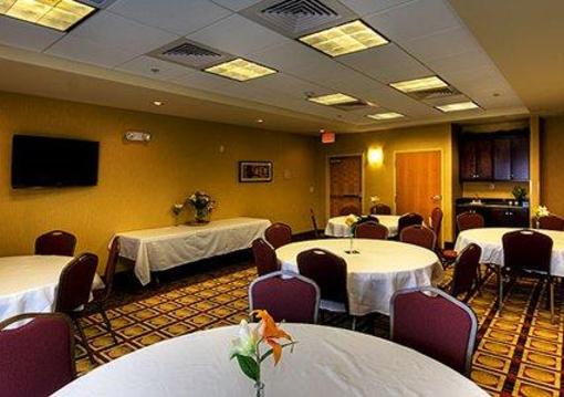 фото отеля Comfort Suites Gulfport