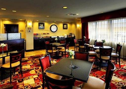 фото отеля Comfort Suites Gulfport