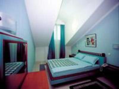 фото отеля Eminent Hotel