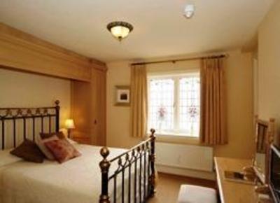 фото отеля Dunsley Hall Hotel Kinver Stourbridge