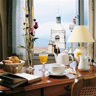 фото отеля Continental Hotel Evian les Bains
