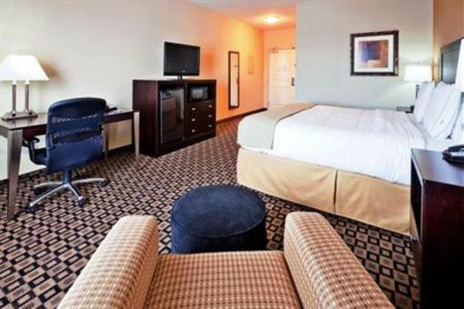 фото отеля Holiday Inn Express Hotel & Suites Clovis