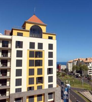 фото отеля Torres Forum Plus Apartments Funchal