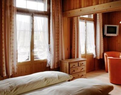 фото отеля Saanerhof Hotel Saanen