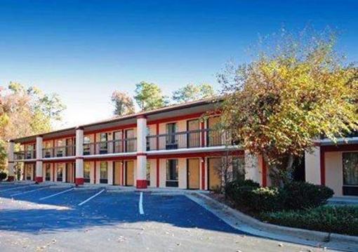 фото отеля Econo Lodge South Garner