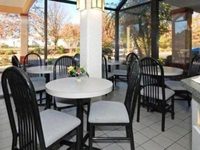 Econo Lodge South Garner