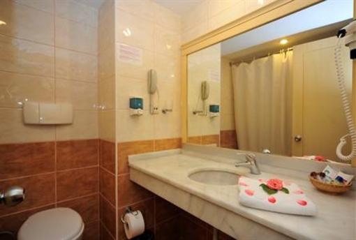 фото отеля Desiree Resort Hotel