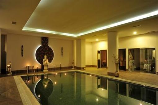 фото отеля Desiree Resort Hotel
