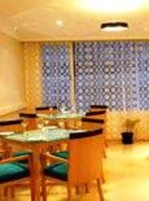 фото отеля Basil Hotel