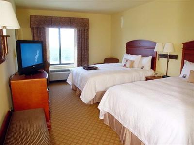 фото отеля Hampton Inn & Suites Pharr