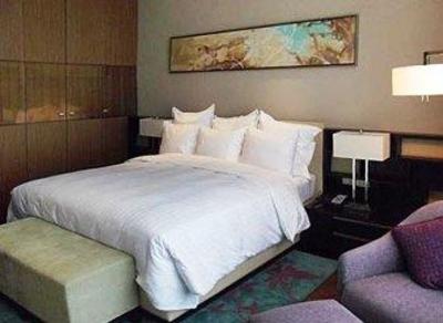 фото отеля The Lakeview Tianjin Marriott Executive Apartments