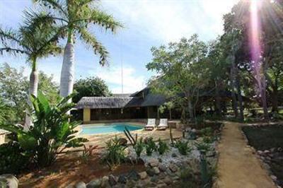 фото отеля Kubu Safari Lodge Hoedspruit