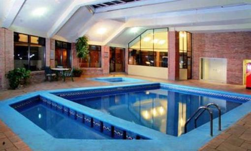 фото отеля American Business Airport Hotel