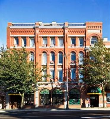 фото отеля Met Hotel New Westminster