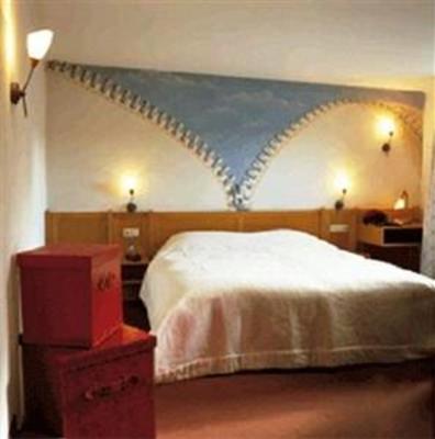 фото отеля Hotel Restaurant Roter Hahn Regensburg