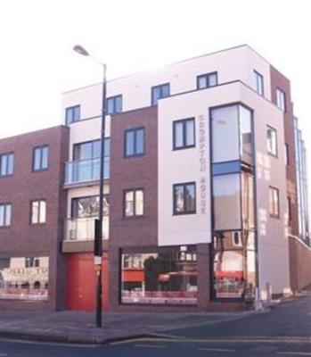 фото отеля Crompton House Apartments London