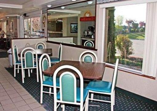 фото отеля Rodeway Inn & Suites of Nampa