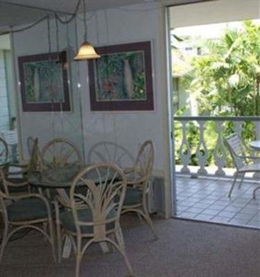 фото отеля Kona Islander Inn