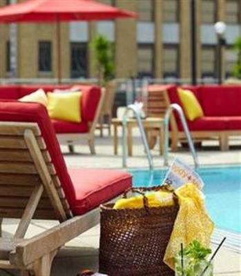 фото отеля Renaissance Columbus Downtown Hotel