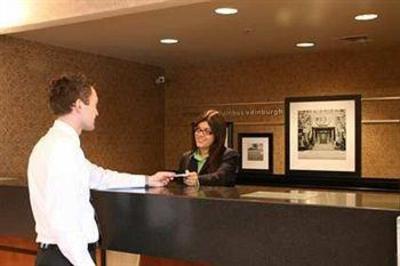 фото отеля Hampton Inn Edinburgh (Indiana)