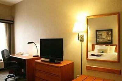 фото отеля Hampton Inn Edinburgh (Indiana)